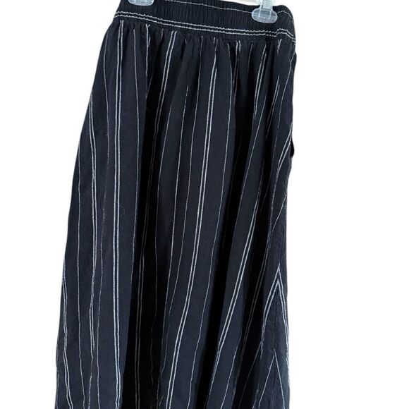 Time and Tru Black A Line Midi Skirt Tie Front - Picture 9 of 9